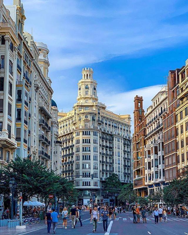 Avakian Suite Valencia Valência Exterior foto