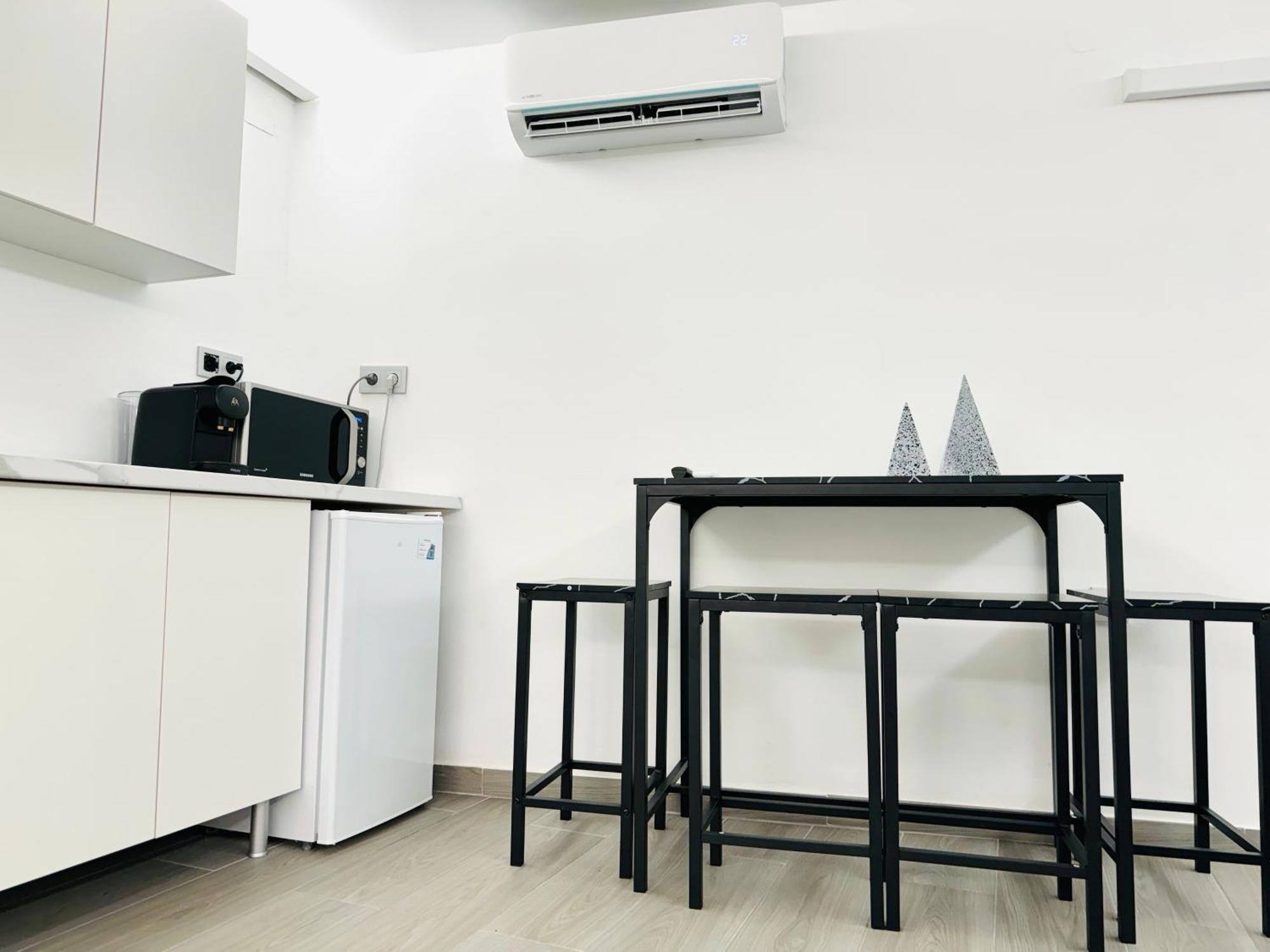 Avakian Suite Valencia Valência Exterior foto